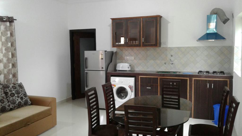Esha Apartment กาลังกูติ ภายนอก รูปภาพ
