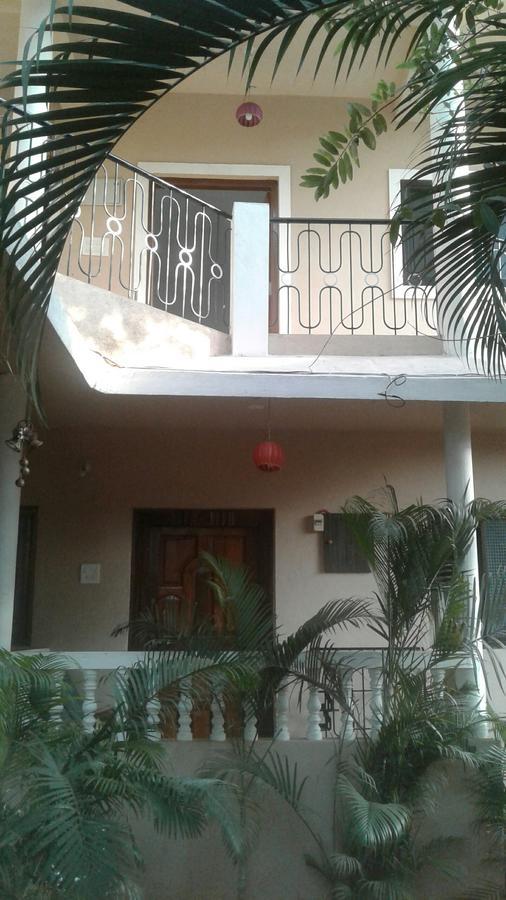 Esha Apartment กาลังกูติ ภายนอก รูปภาพ
